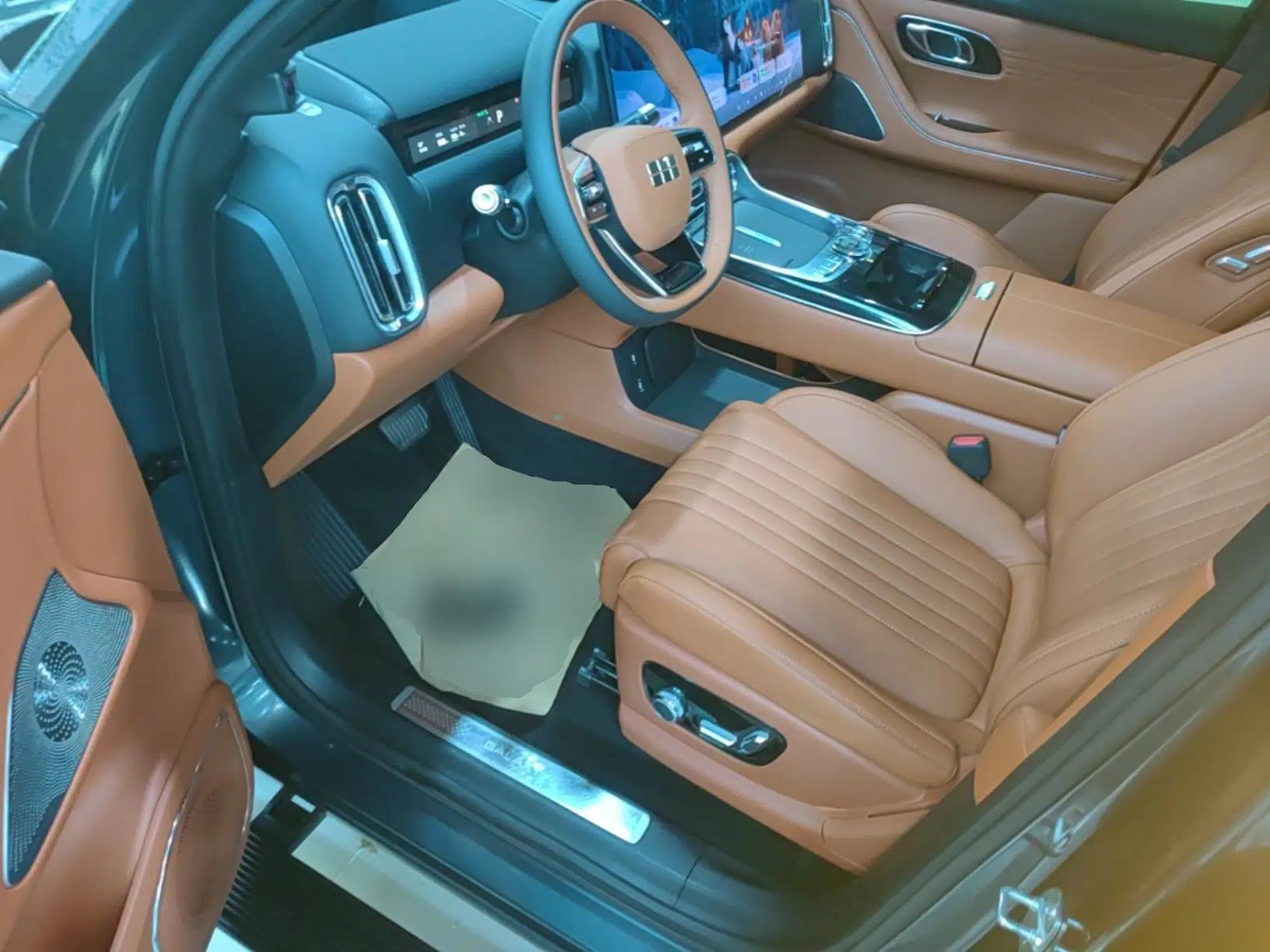 Geely Galaxy M9 2025 Model 230km Two-Wheel-Drive Exploration Edition — миниатюра 19