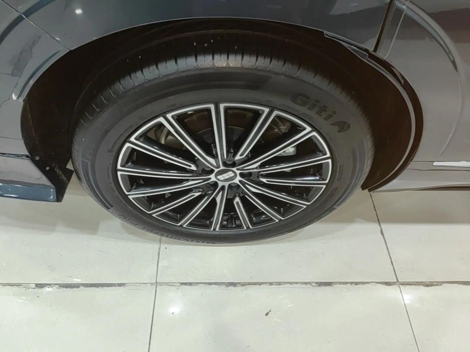 Geely Galaxy M9 2025 Model 230km Two-Wheel-Drive Exploration Edition — миниатюра 10
