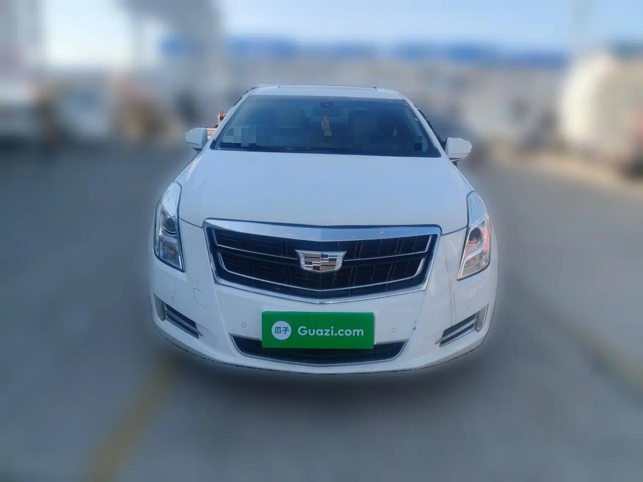 Cadillac XTS 2017 28T Elite Model — миниатюра 2