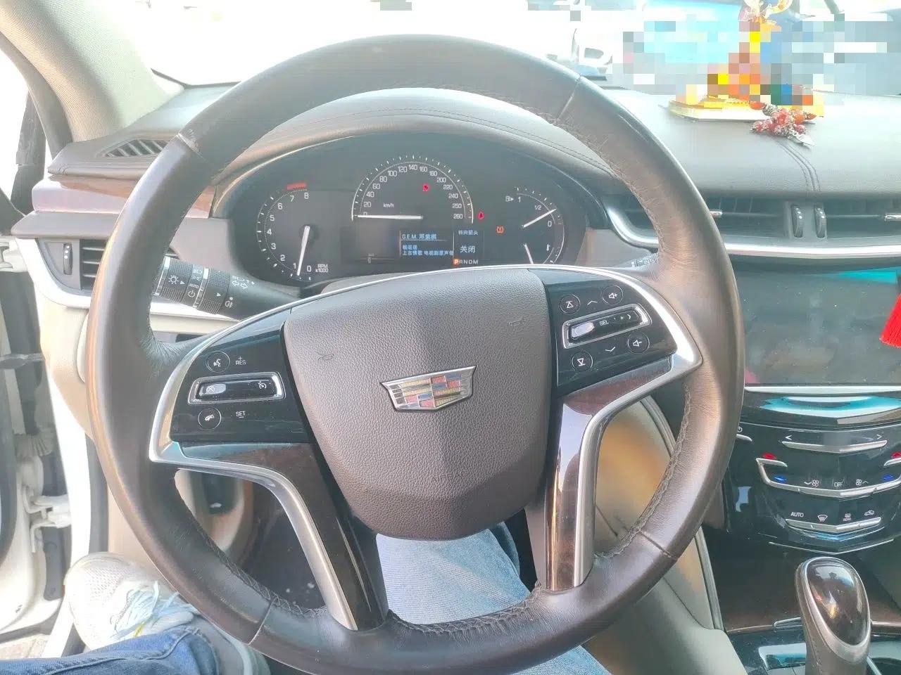 Cadillac XTS 2017 28T Elite Model — миниатюра 11