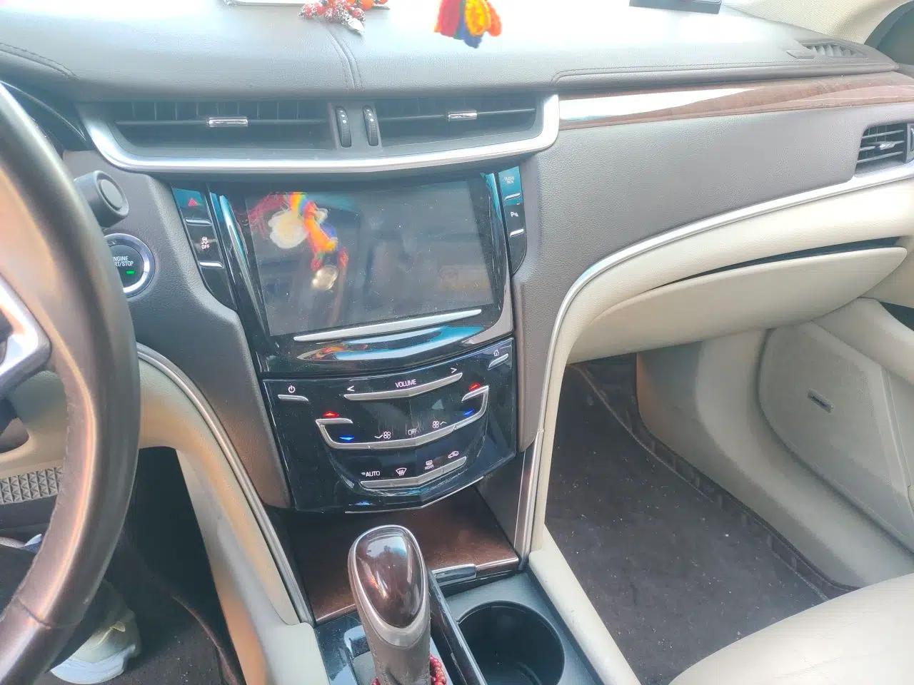 Cadillac XTS 2017 28T Elite Model — миниатюра 14