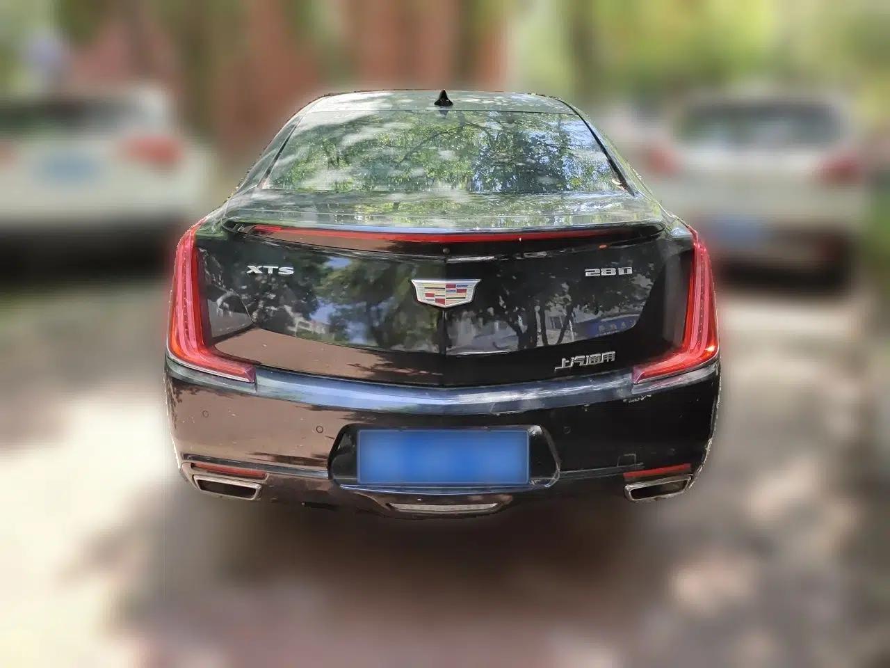Cadillac XTS 2018 28T Elite Edition — миниатюра 3