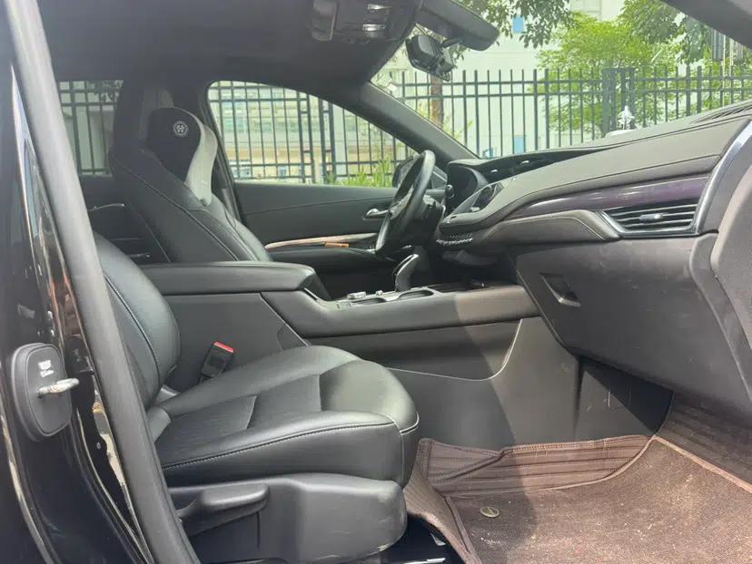 Cadillac XT4 2022 28T Two-Wheel Drive Fashion Edition — миниатюра 16