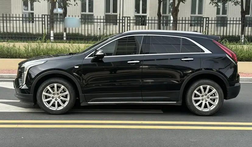Cadillac XT4 2022 28T Two-Wheel Drive Fashion Edition — миниатюра 4