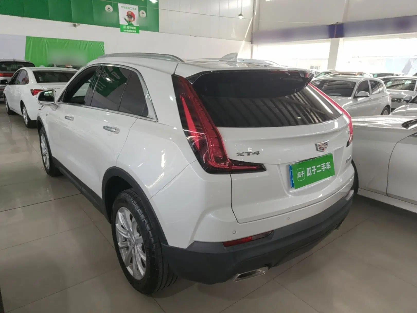 Cadillac XT4 2022 28T Two-Wheel Drive Fashion Edition — миниатюра 4