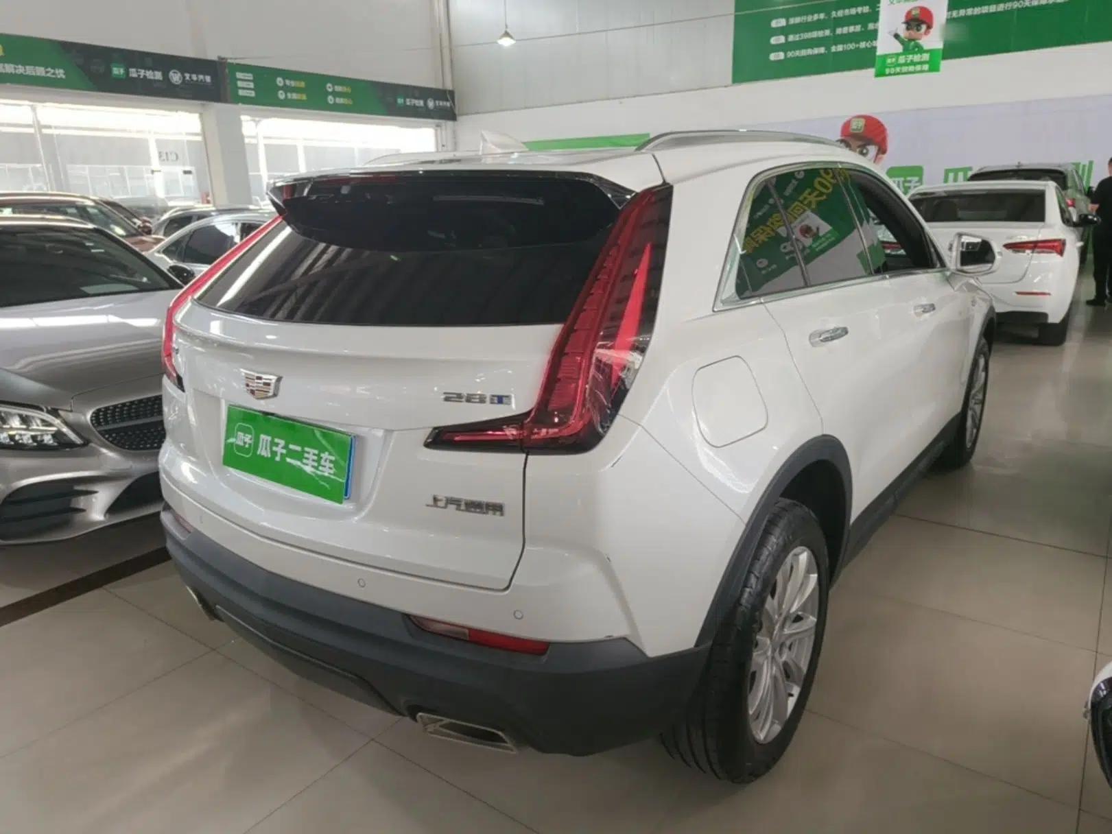 Cadillac XT4 2022 28T Two-Wheel Drive Fashion Edition — миниатюра 6