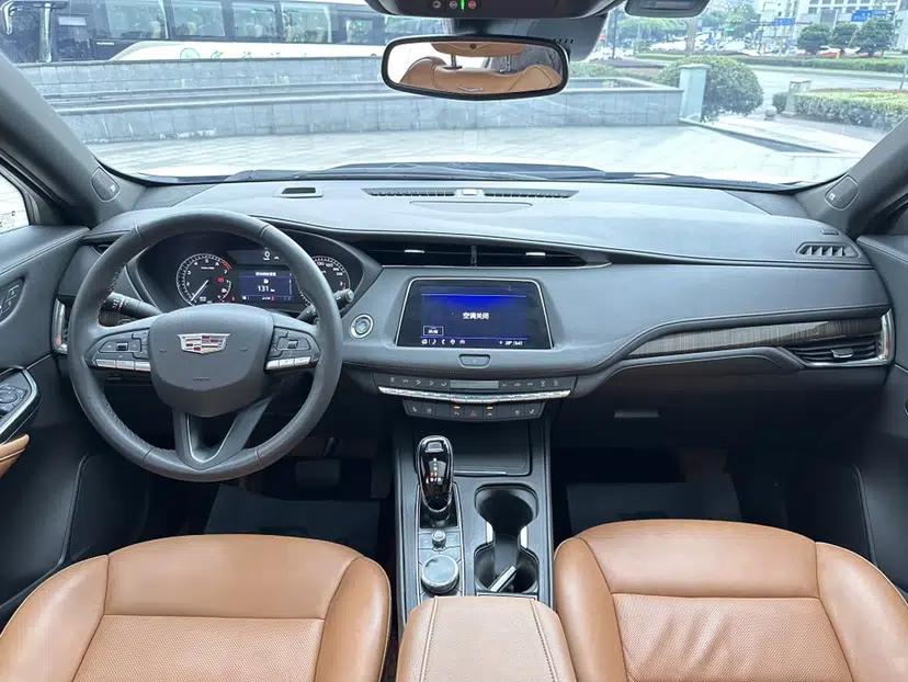 Cadillac XT4 2022 28T Two-Wheel Drive Prestige Version — миниатюра 15