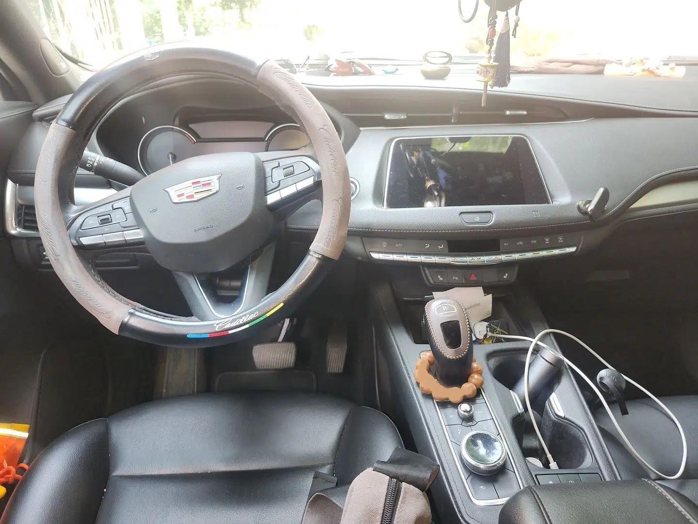 Cadillac XT4 2021 28T Two-Wheel Drive Luxury Version — миниатюра 18