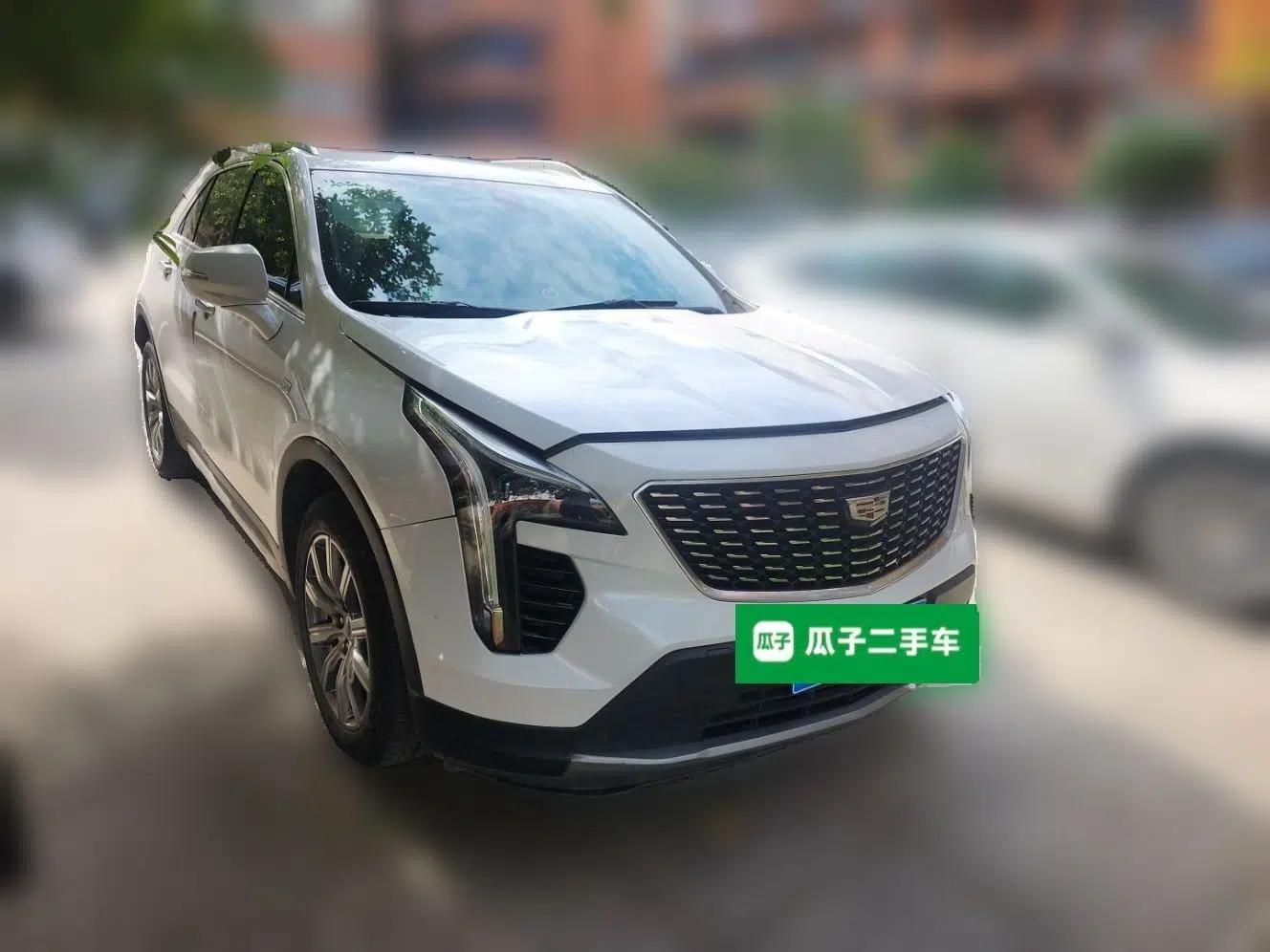 Cadillac XT4 2021 28T Two-Wheel Drive Luxury Version — миниатюра 3