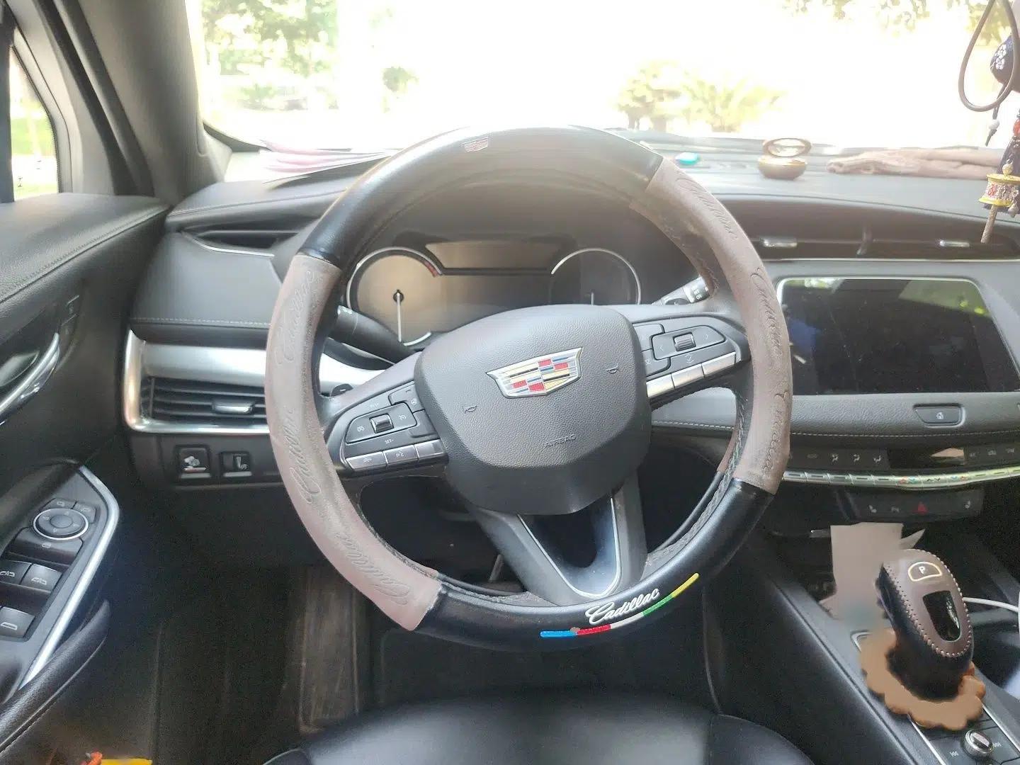 Cadillac XT4 2021 28T Two-Wheel Drive Luxury Version — миниатюра 9