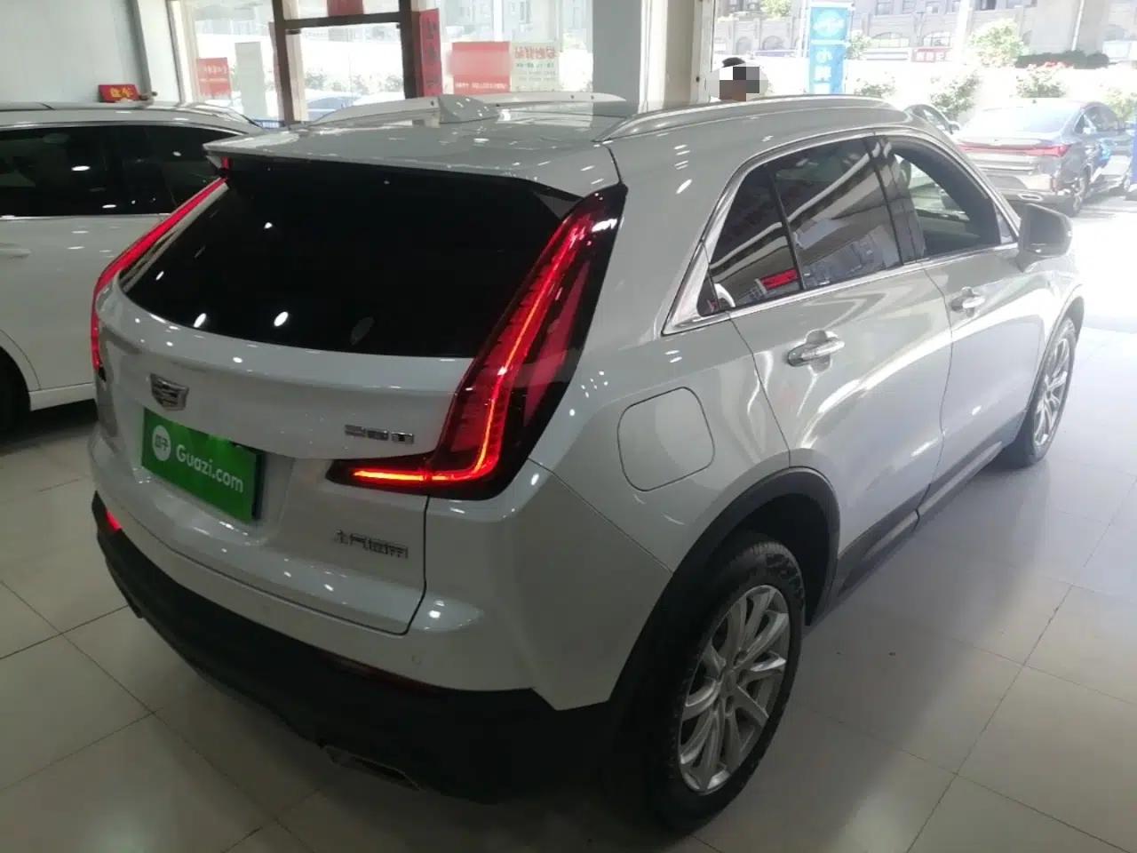 Cadillac XT4 2021 28T Two-Wheel Drive Tech Edition — миниатюра 6