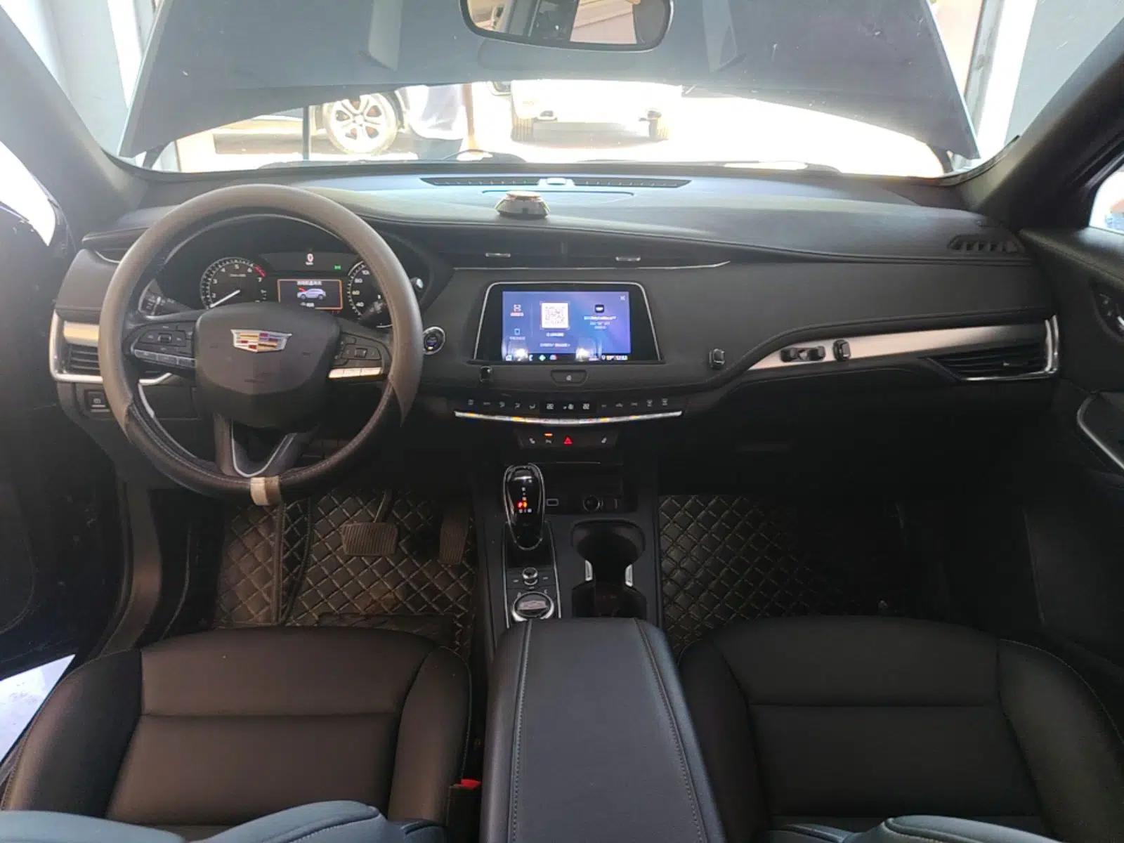 Cadillac XT4 2020 Revised Version 28T Two-Wheel Drive Luxury Edition — миниатюра 13