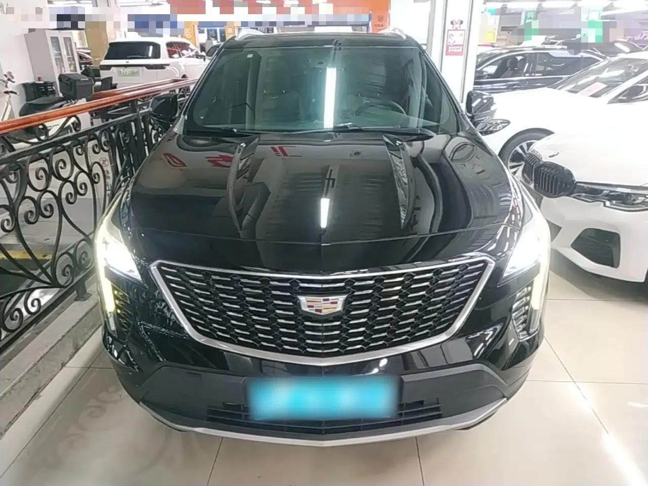 Cadillac XT4 2021 28T Two-Wheel Drive Leading Version — миниатюра 2