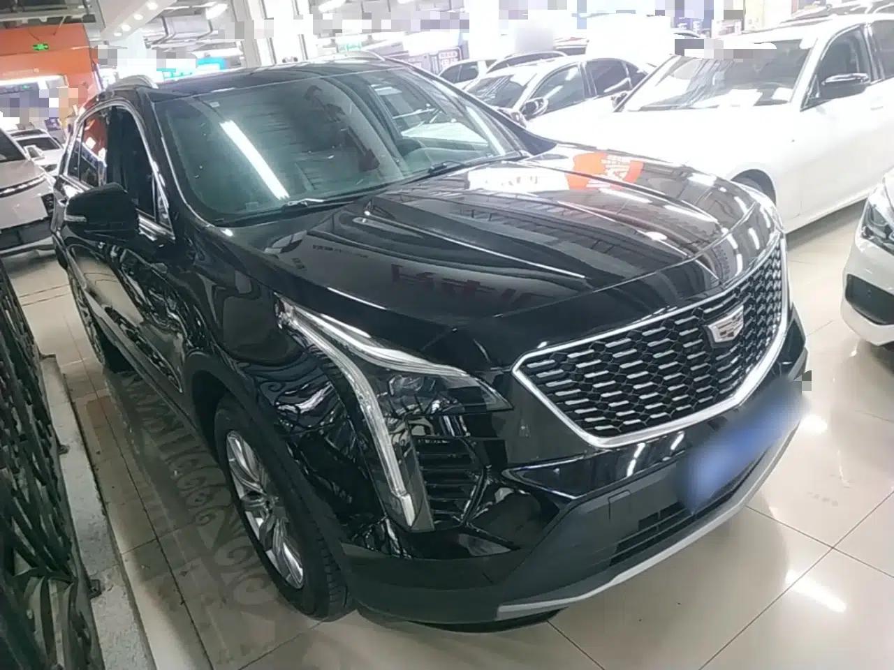 Cadillac XT4 2021 28T Two-Wheel Drive Leading Version — миниатюра 3