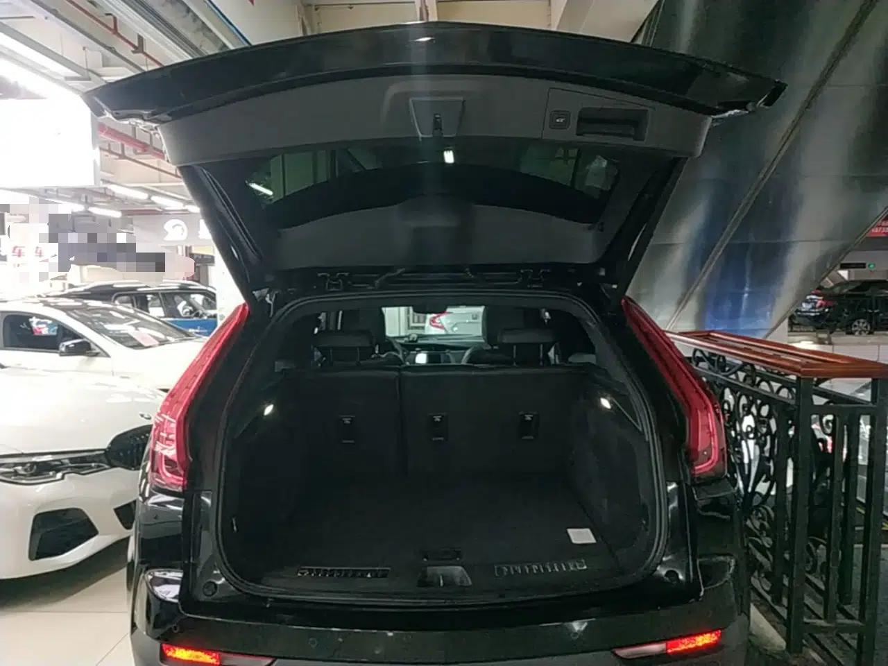 Cadillac XT4 2021 28T Two-Wheel Drive Leading Version — миниатюра 22