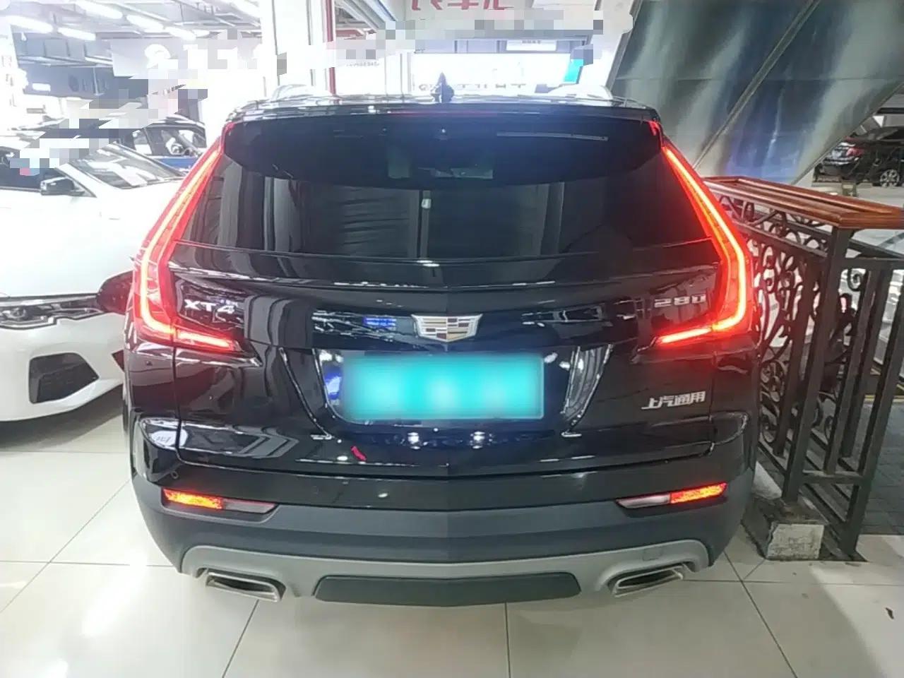 Cadillac XT4 2021 28T Two-Wheel Drive Leading Version — миниатюра 5