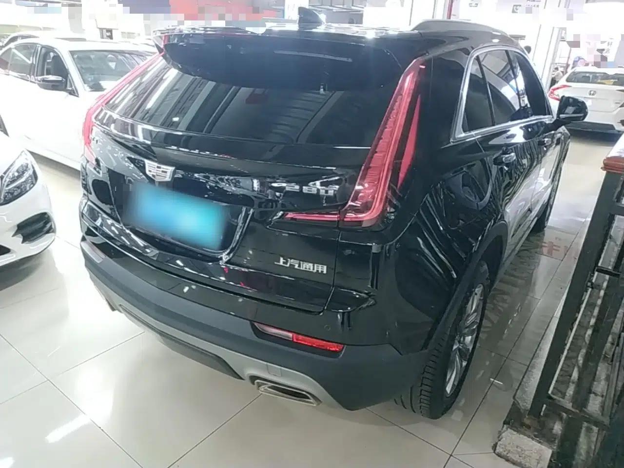 Cadillac XT4 2021 28T Two-Wheel Drive Leading Version — миниатюра 6