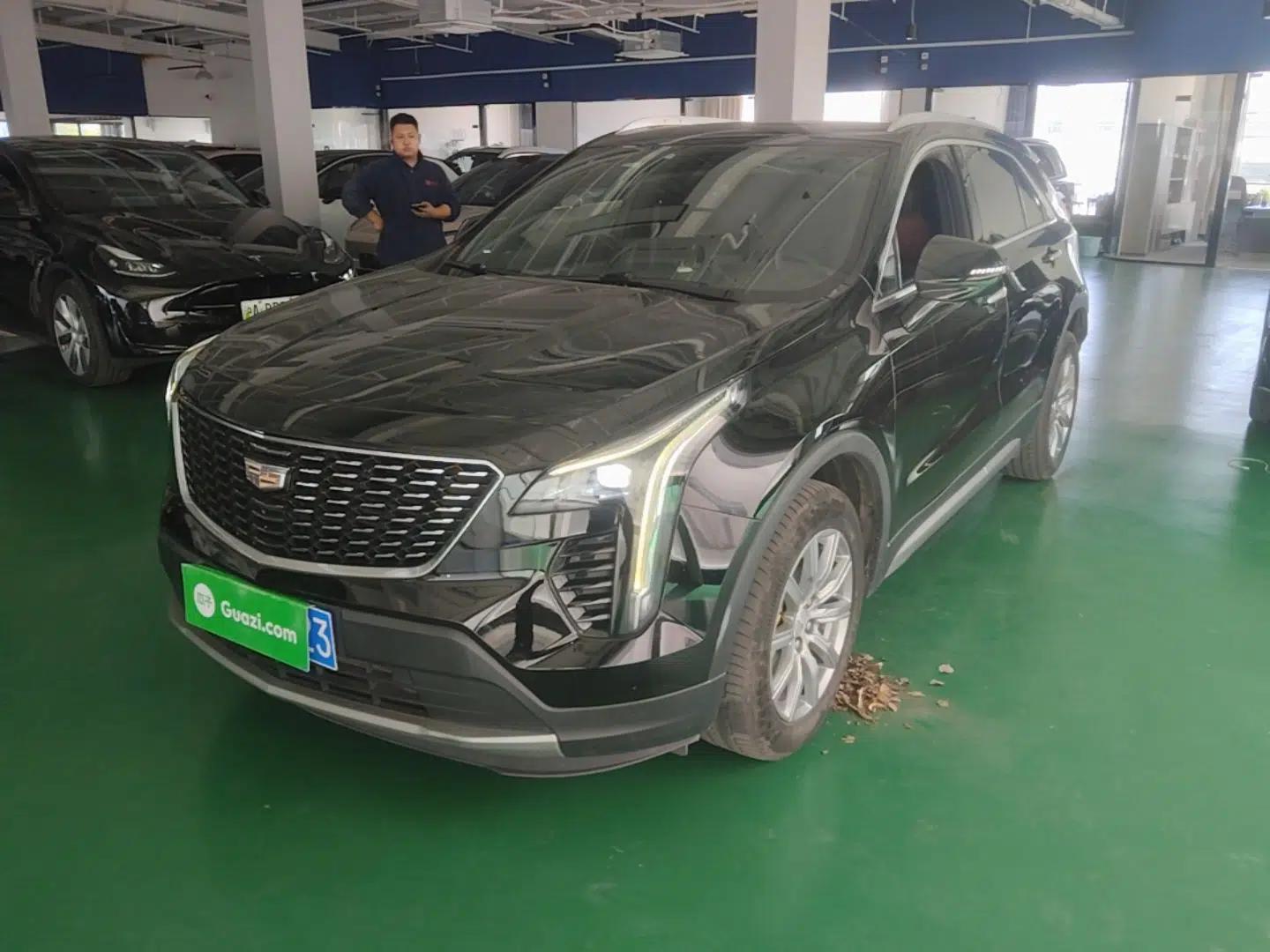 Cadillac XT4 2020 Revised Version 28T Two-Wheel Drive Leading Edition — миниатюра 1