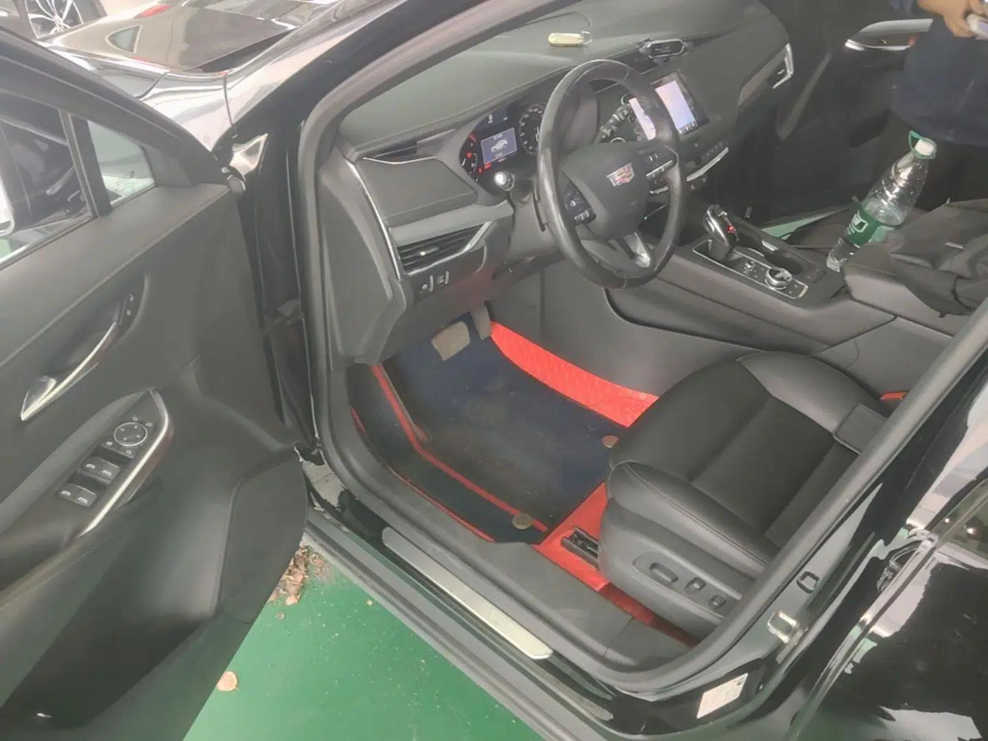 Cadillac XT4 2020 Revised Version 28T Two-Wheel Drive Leading Edition — миниатюра 19