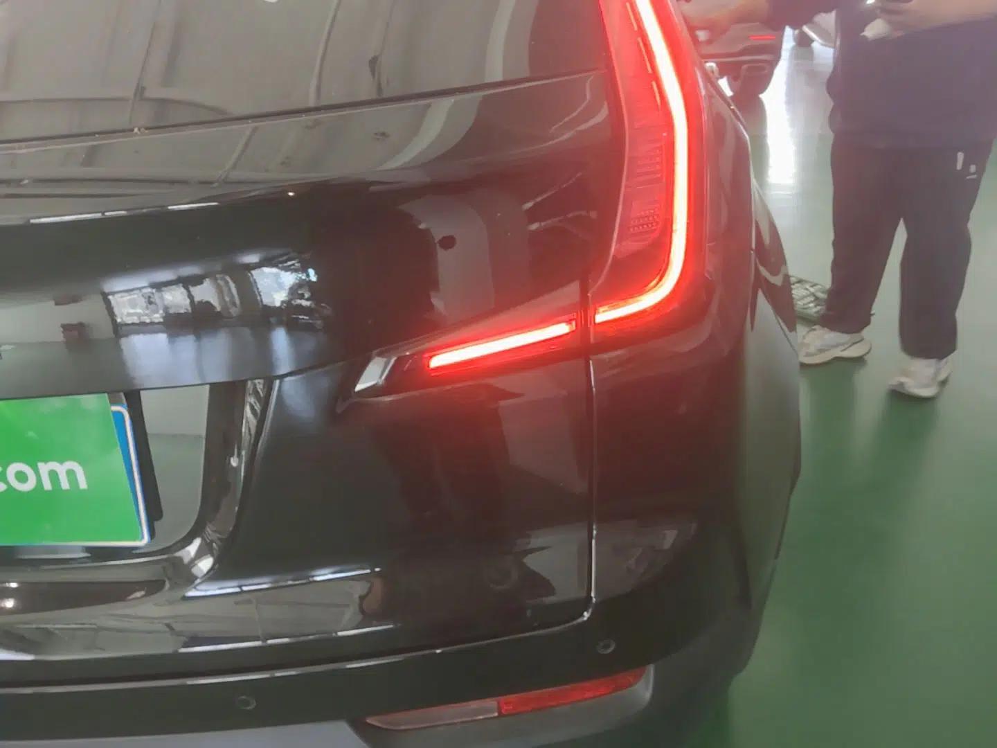Cadillac XT4 2020 Revised Version 28T Two-Wheel Drive Leading Edition — миниатюра 7