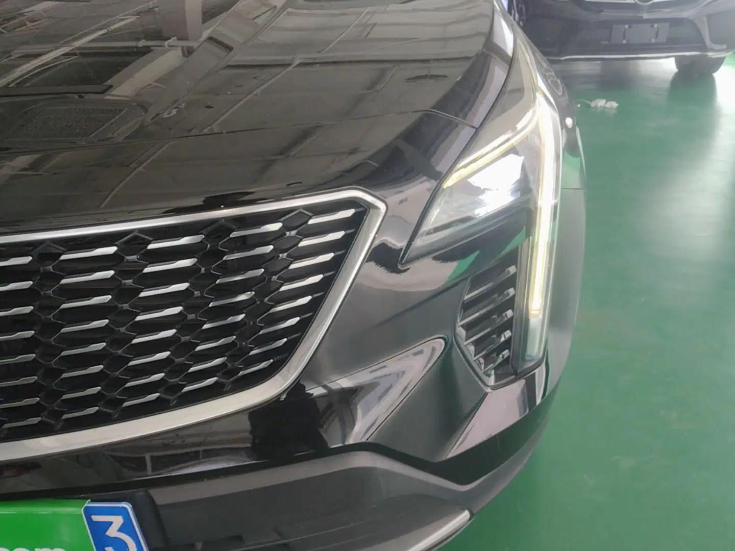 Cadillac XT4 2020 Revised Version 28T Two-Wheel Drive Leading Edition — миниатюра 9
