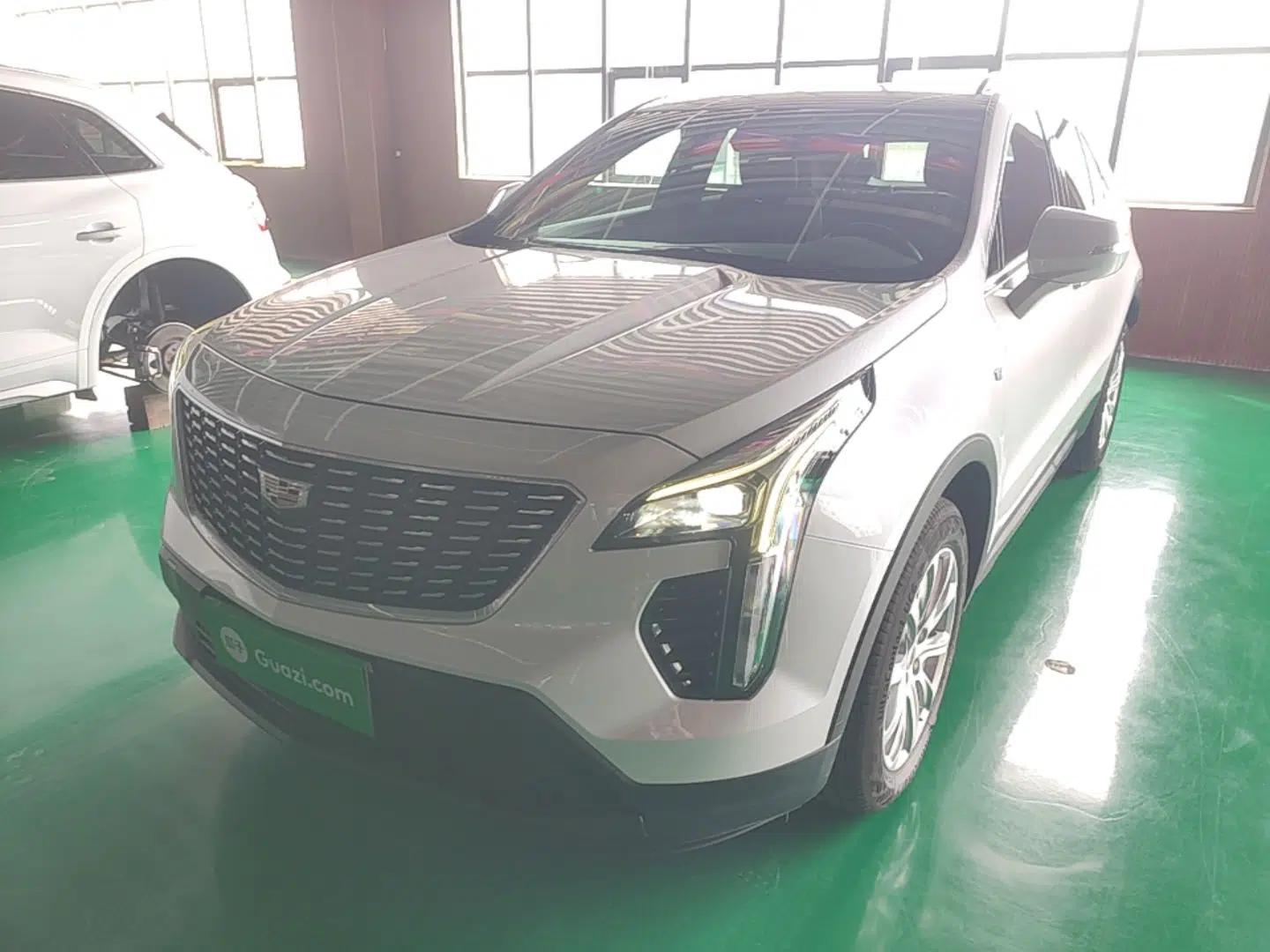 Cadillac XT4 2021 28T Two-Wheel Drive Tech Edition — миниатюра 1