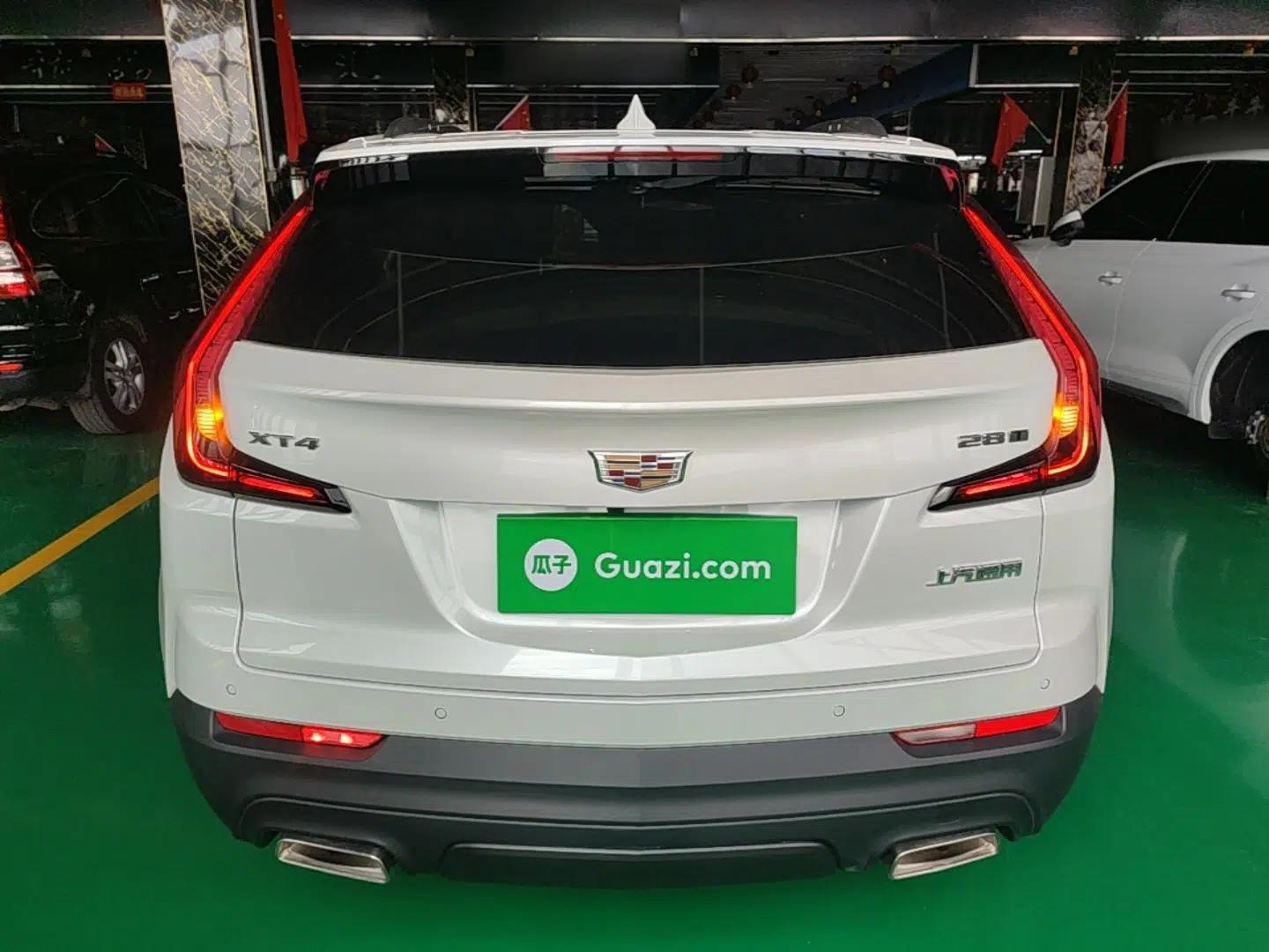 Cadillac XT4 2021 28T Two-Wheel Drive Tech Edition — миниатюра 5