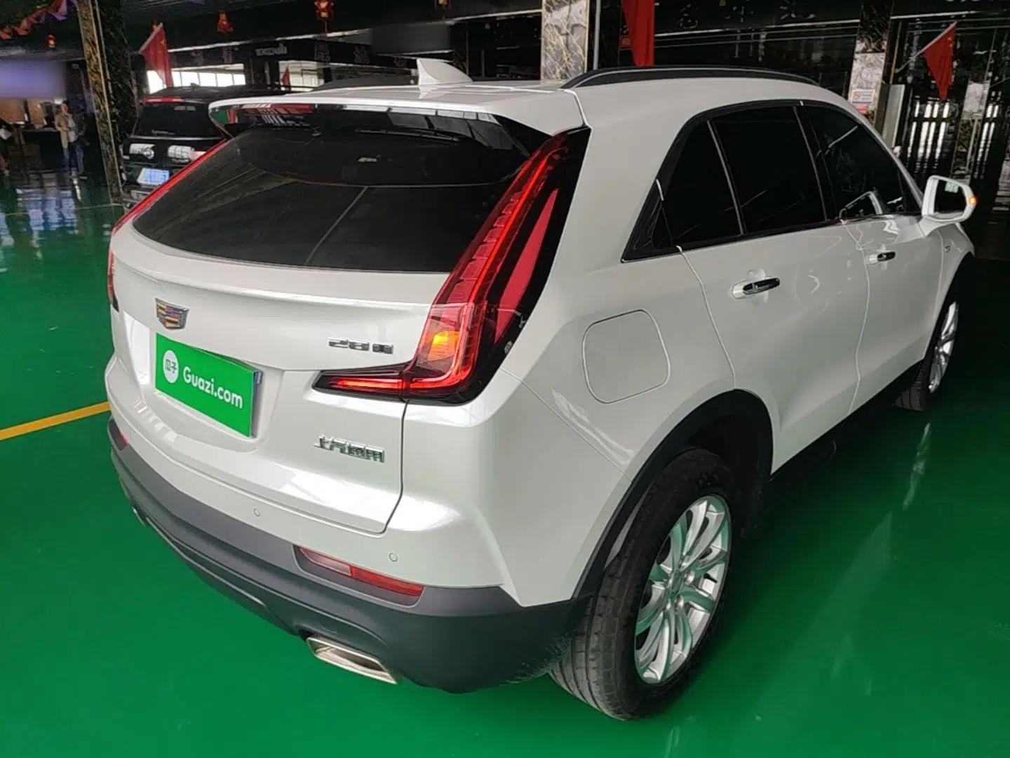 Cadillac XT4 2021 28T Two-Wheel Drive Tech Edition — миниатюра 6