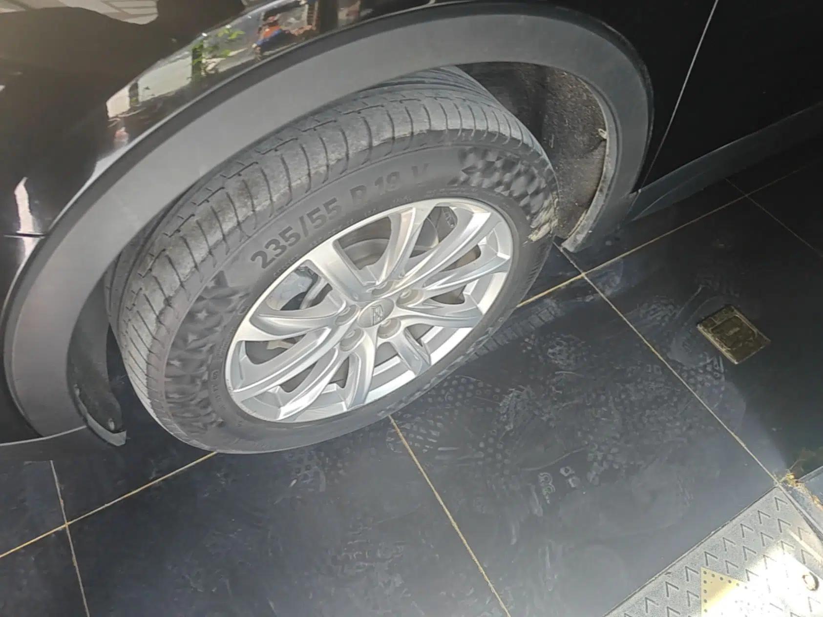 Cadillac XT4 2021 28T Two-Wheel Drive Tech Edition — миниатюра 8