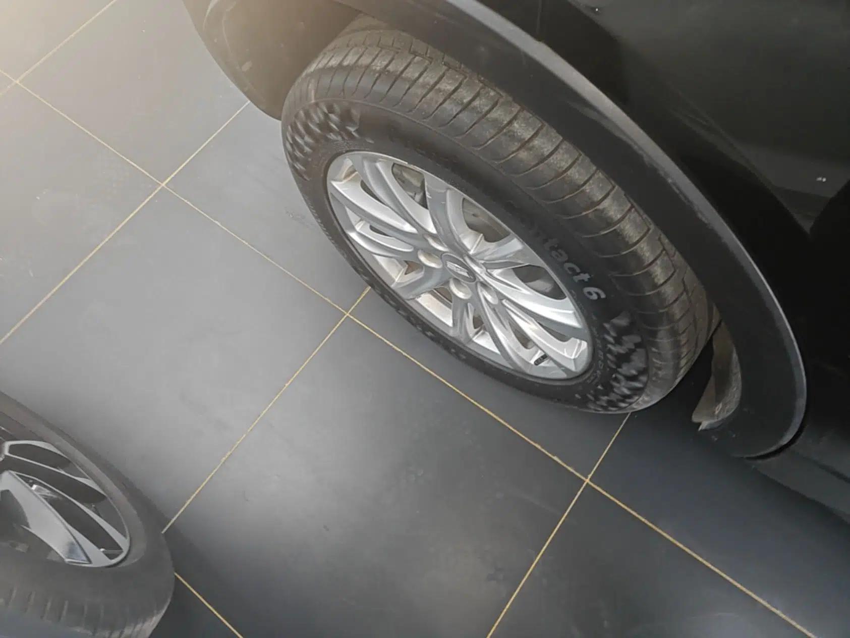 Cadillac XT4 2021 28T Two-Wheel Drive Tech Edition — миниатюра 10