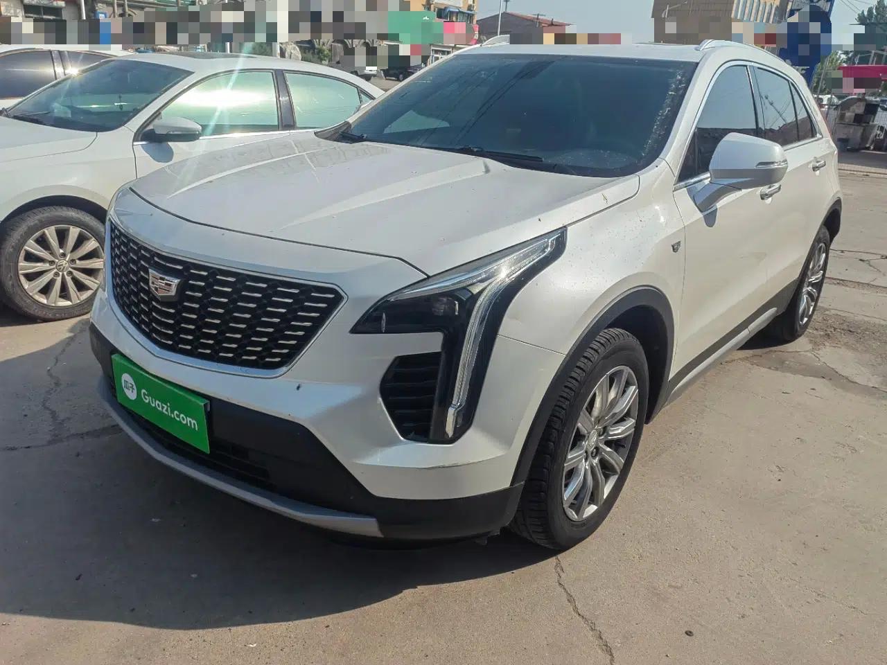Cadillac XT4 2018 28T Two-Wheel-Drive Luxury Model — миниатюра 1
