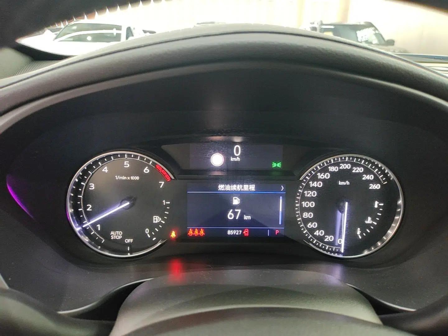Cadillac XT4 2020 28T Two-Wheel-Drive Leading Version — миниатюра 15