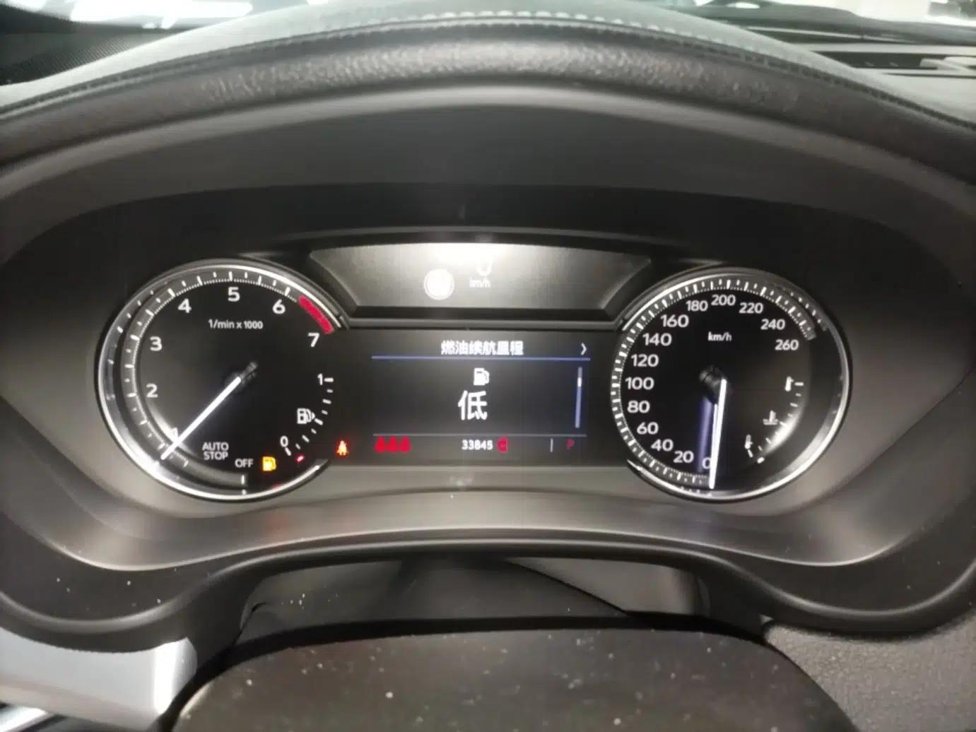 Cadillac XT4 2020 28T Two-Wheel-Drive Leading Version — миниатюра 11