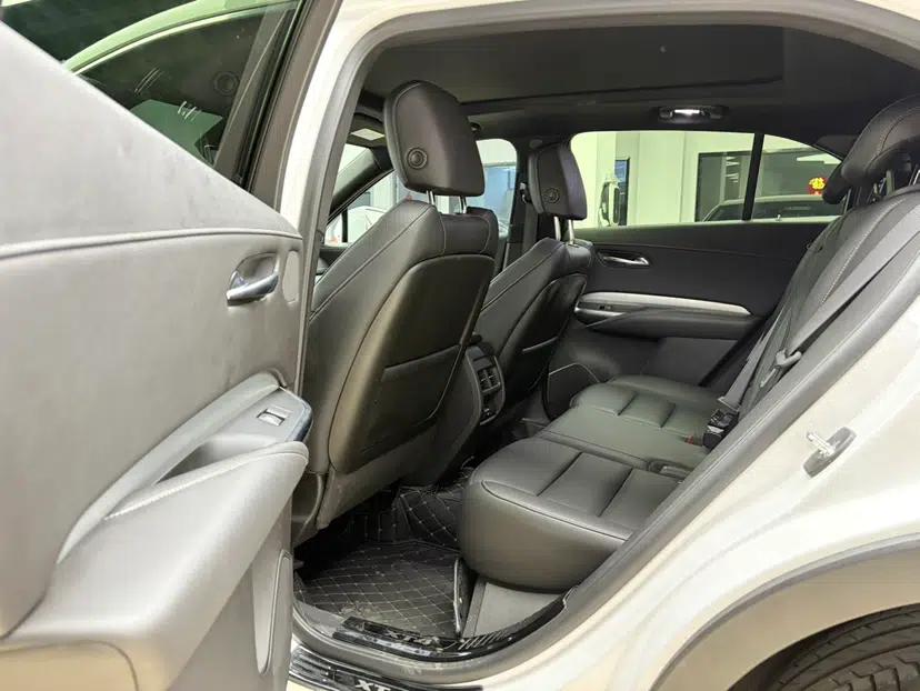 Cadillac XT4 2020 28T Two-Wheel-Drive Leading Version — миниатюра 18