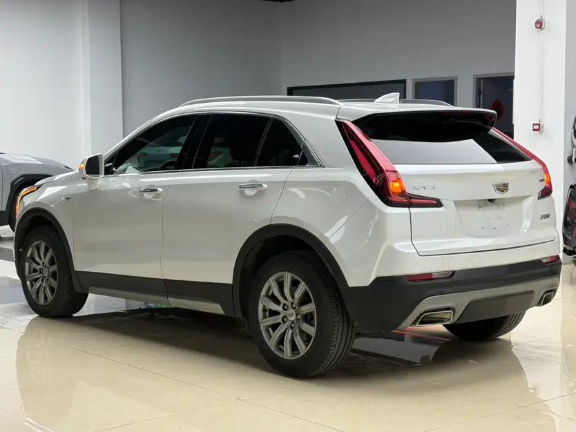 Cadillac XT4 2020 28T Two-Wheel-Drive Leading Version — миниатюра 7