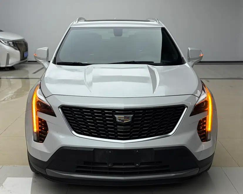 Cadillac XT4 2020 28T Two-Wheel-Drive Leading Version — миниатюра 8