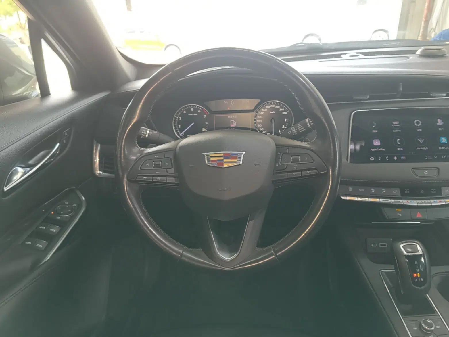 Cadillac XT4 2018 28T Two-Wheel Drive Tech Version — миниатюра 14