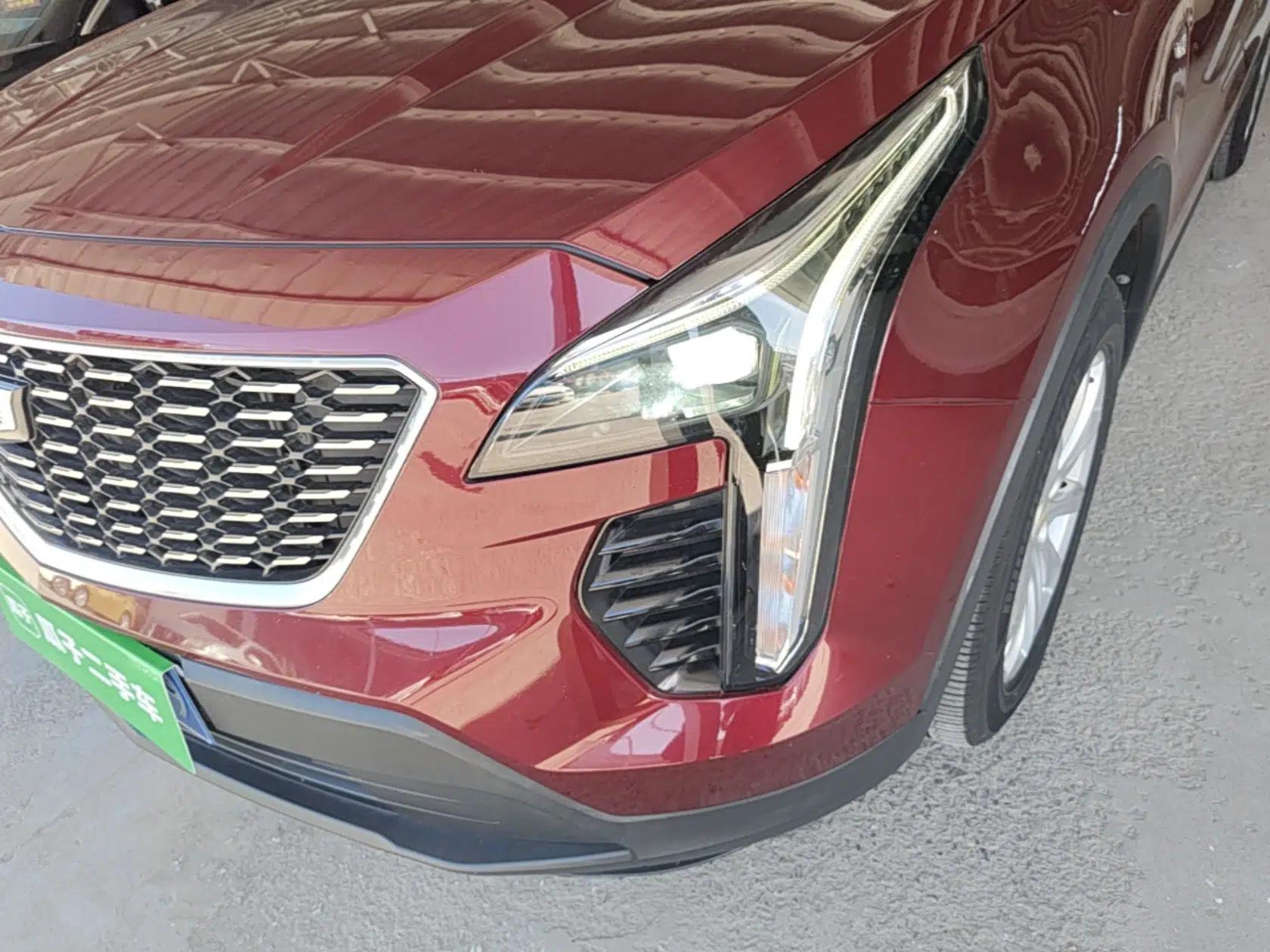 Cadillac XT4 2018 28T Two-Wheel Drive Tech Version — миниатюра 5