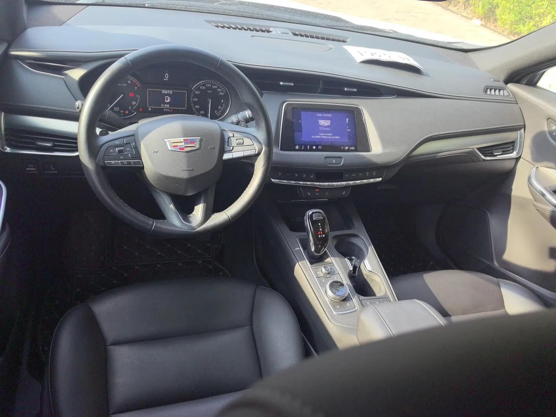 Cadillac XT4 2021 28T Two-Wheel Drive Luxury Version — миниатюра 11