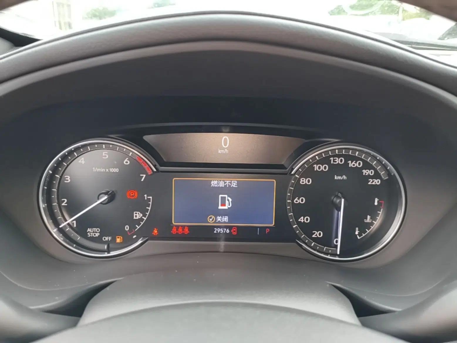 Cadillac XT4 2021 28T Two-Wheel Drive Luxury Version — миниатюра 13