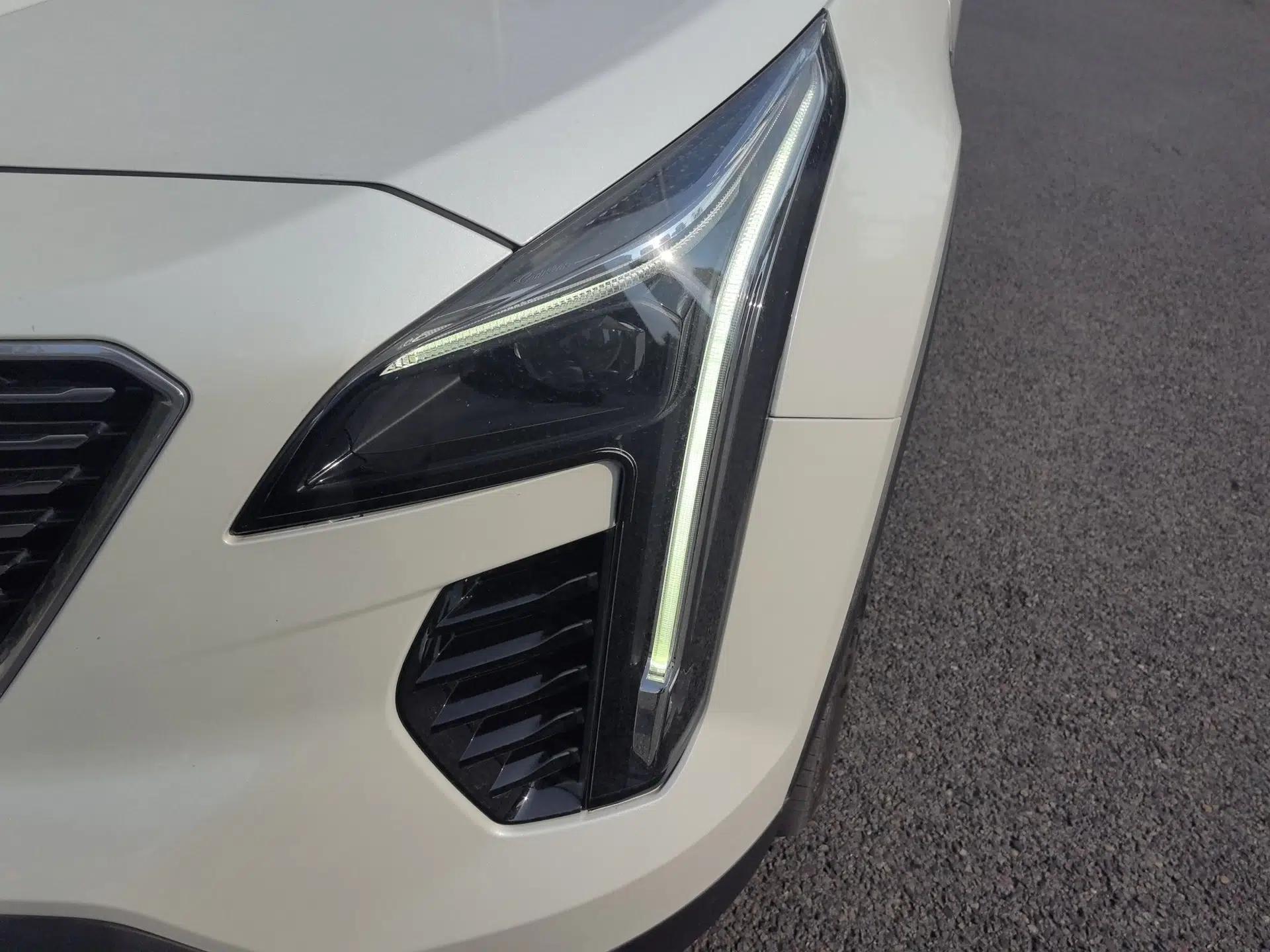 Cadillac XT4 2021 28T Two-Wheel Drive Luxury Version — миниатюра 3