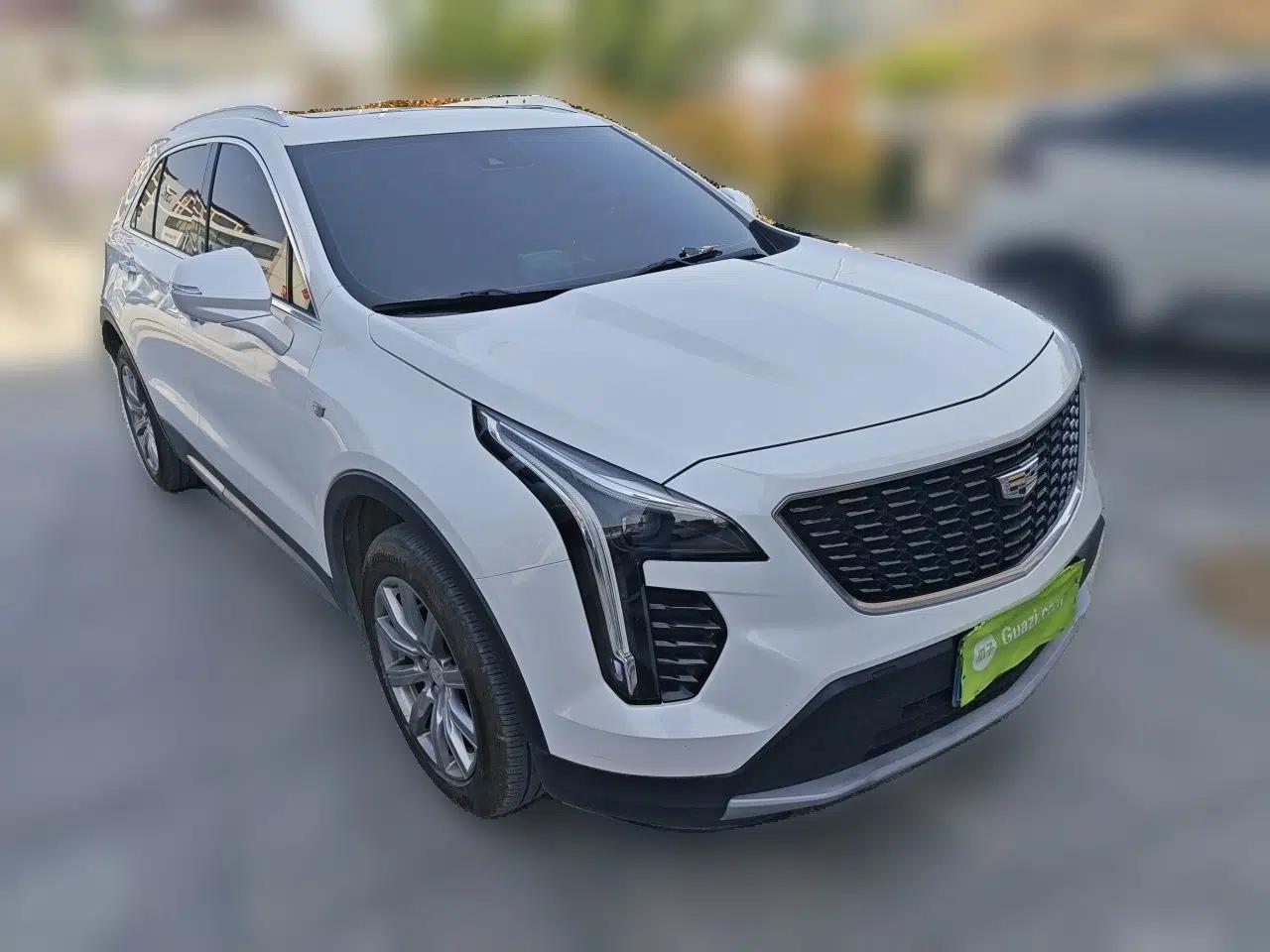 Cadillac XT4 2018 28T Four-Wheel Drive Leading Model — миниатюра 3