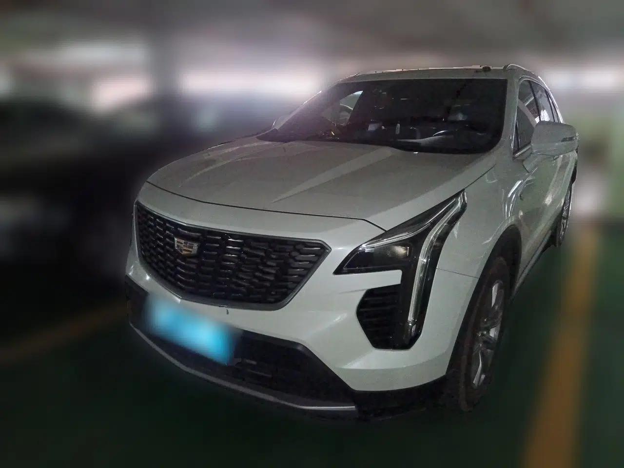 Cadillac XT4 2020 Revised Version 28T Two-Wheel Drive Leading Edition — миниатюра 1