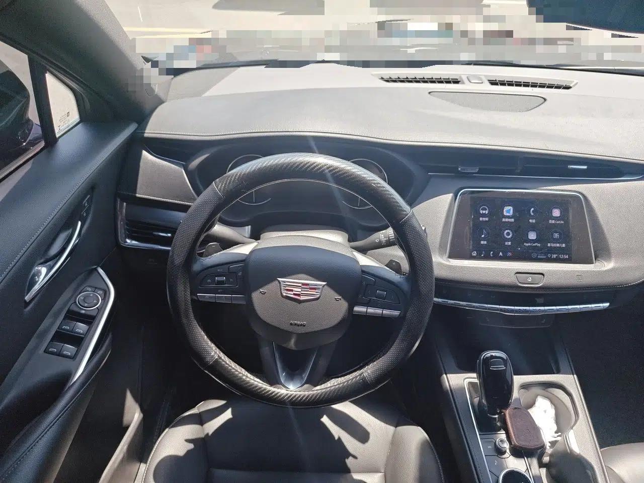 Cadillac XT4 2020 28T Two-Wheel-Drive Leading Version — миниатюра 11