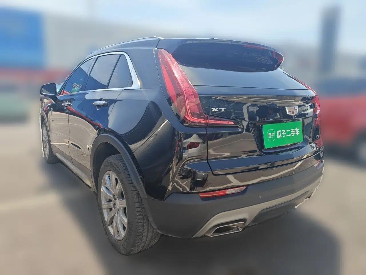 Cadillac XT4 2020 28T Two-Wheel-Drive Leading Version — миниатюра 4