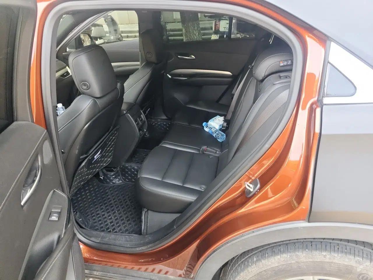 Cadillac XT4 2021 28T Two-Wheel Drive Leading Version — миниатюра 18