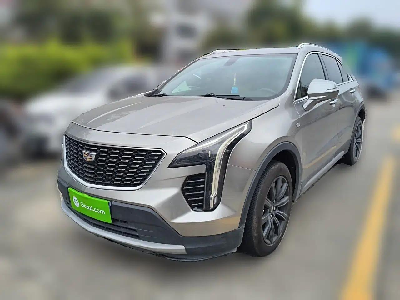 Cadillac XT4 2018 28T Two-Wheel-Drive Luxury Model — миниатюра 1