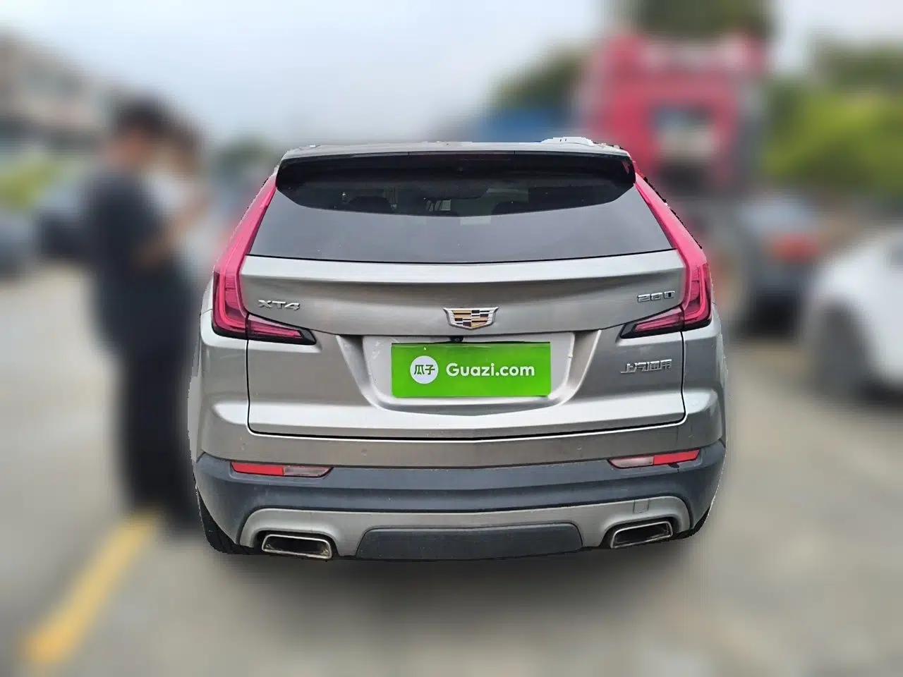 Cadillac XT4 2018 28T Two-Wheel-Drive Luxury Model — миниатюра 5