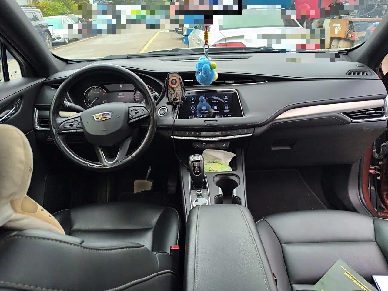 Cadillac XT4 2018 28T Two-Wheel-Drive Luxury Model — миниатюра 10