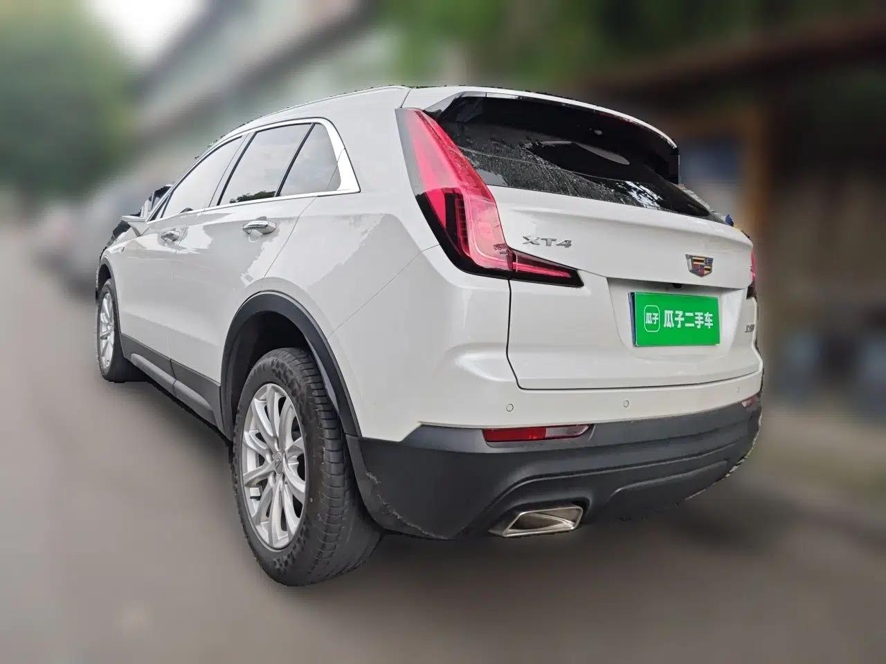 Cadillac XT4 2021 28T Two-Wheel Drive Tech Edition — миниатюра 4